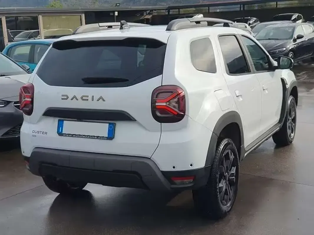 Second-hand Dacia Duster Essentiel 101 CP (74 kW) 2023 SUV
