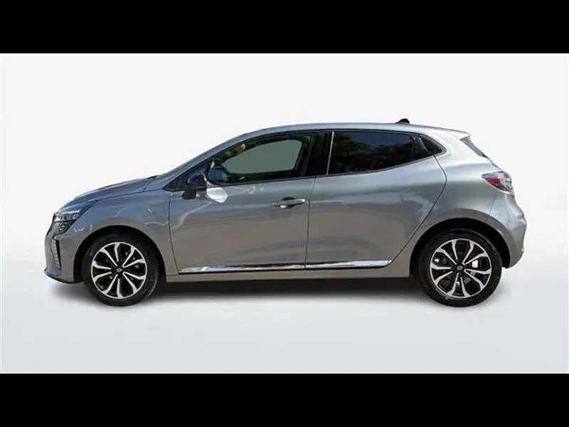 Usata Renault Clio Techno 2025 Grigio scuro Utilitaria
