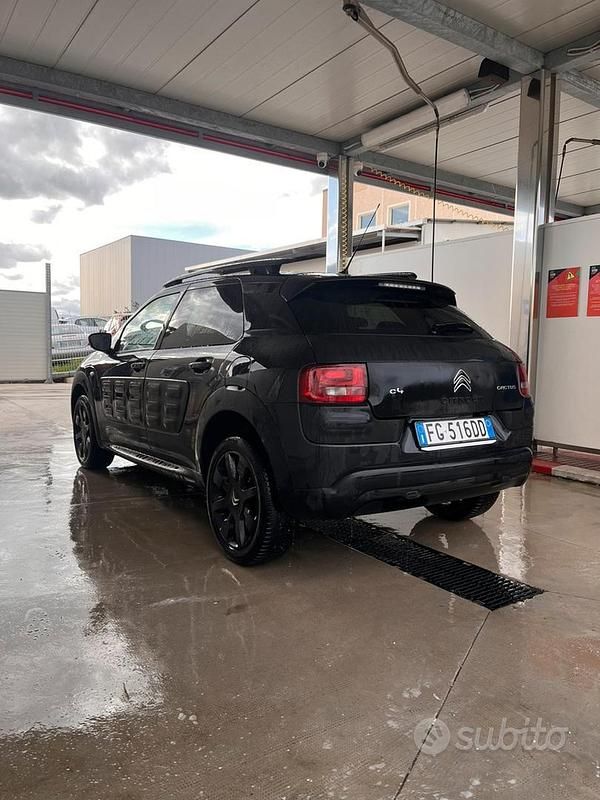 Usata Citroën C4 Cactus 82 CV (60 kW) 2017 Utilitaria