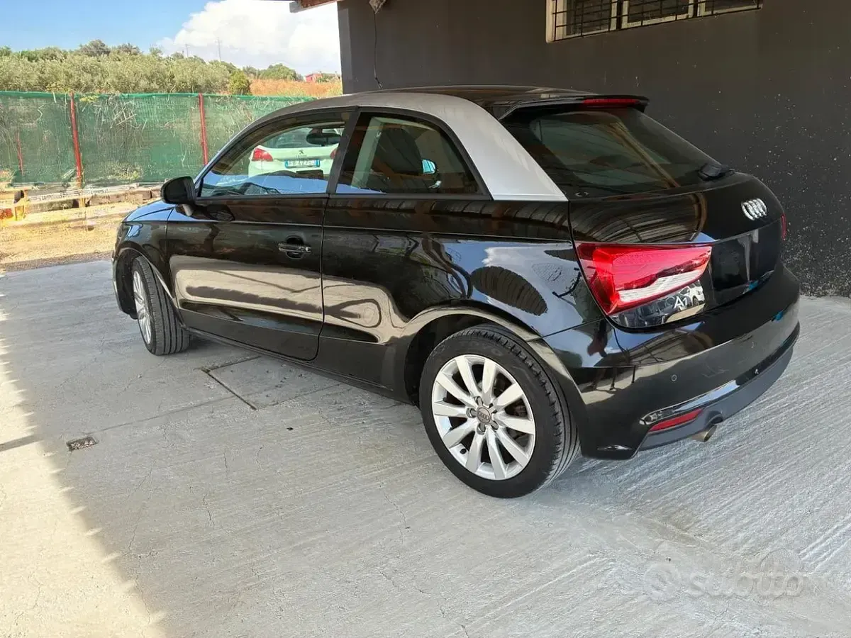 Usata Audi A1 90 CV (66 kW) 2016 Nero Utilitaria