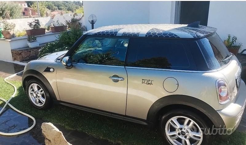 Usata Mini Cooper D 2009 Marrone Utilitaria