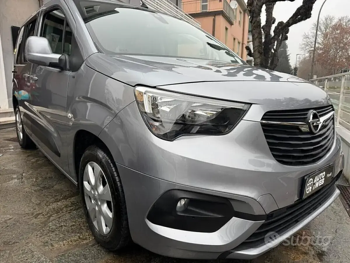 Gebraucht Opel Combo Life 102 PS (75 kW) 2021 Grau Van / Kleinbus