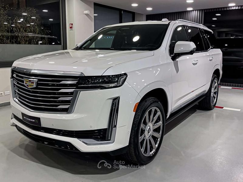 Bianco Usata 2023 Cadillac Escalade SUV | 98.900 € - Immagine 1/4