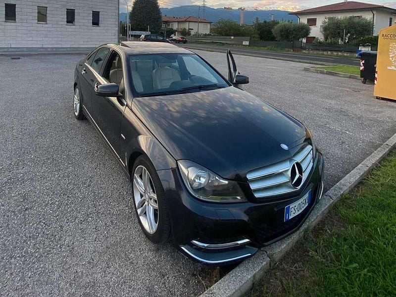 Usata 2014 Mercedes C220 Avantgarde Berlina | 11.000 € (Super prezzo) - Immagine 1/4