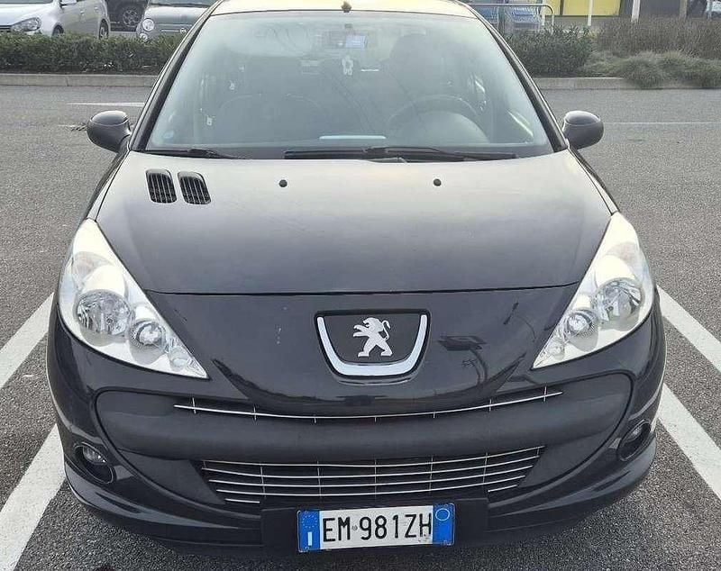 Usata Peugeot 206 73 CV (53 kW) 2011 Berlina