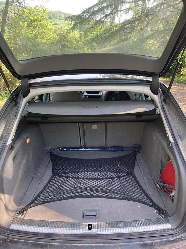 Usata Audi A4 143 CV (105 kW) 2011 Blu Station wagon