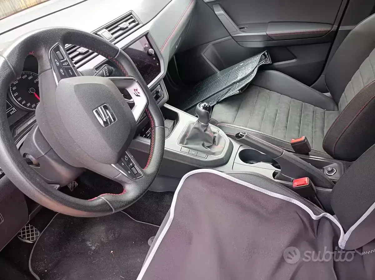 Usata Seat Ibiza FR 90 CV (66 kW) 2021 Rosso Utilitaria