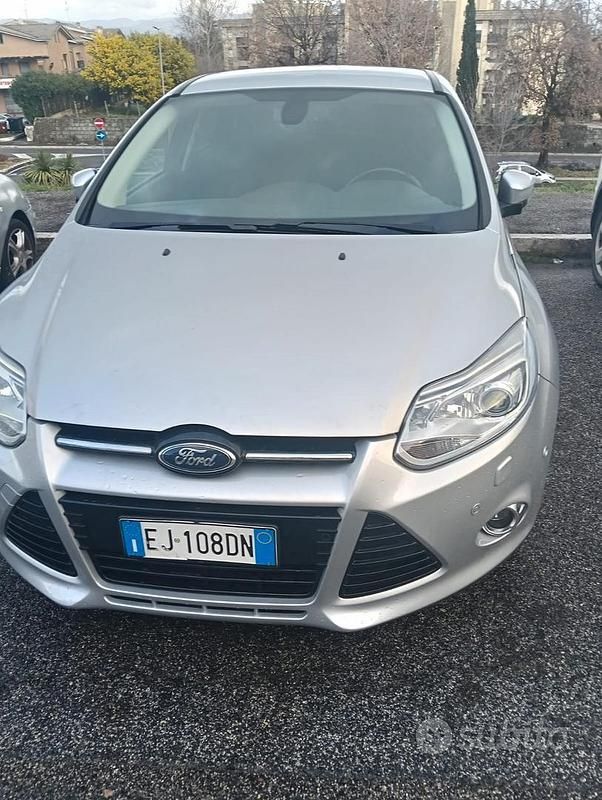 Usata Ford Focus 100 CV (73 kW) 2011 Grigio Berlina