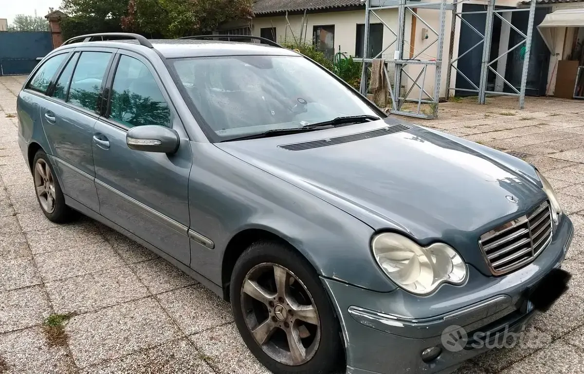 Usata Mercedes C220 136 CV (100 kW) 2006 Station wagon