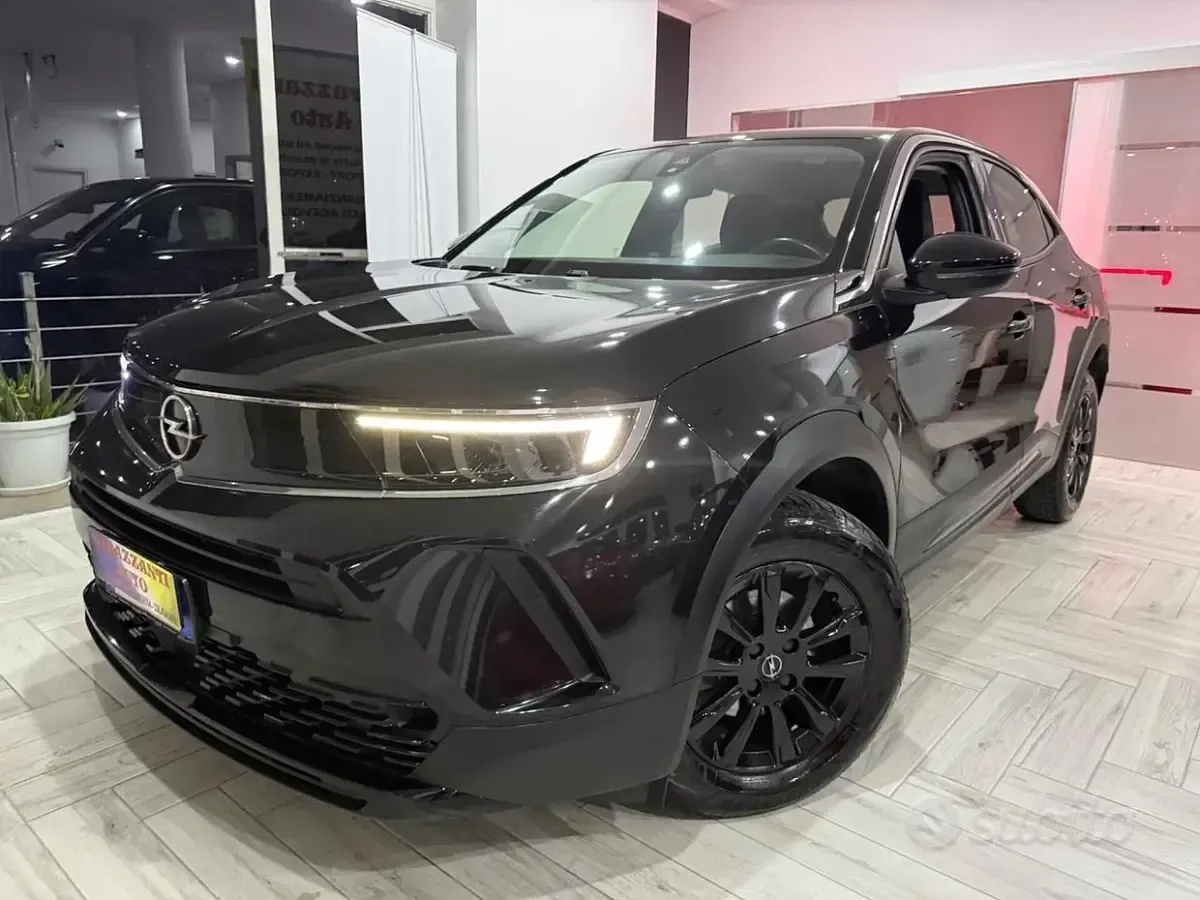 Usata Opel Mokka Edition 110 CV (80 kW) 2022 Nero SUV