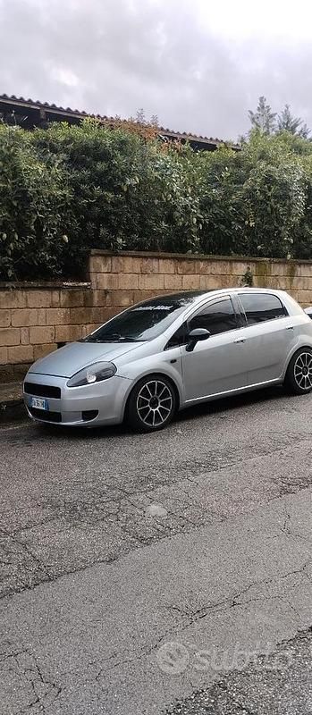 Usata Fiat Grande Punto 90 CV (66 kW) 2006 Grigio Utilitaria