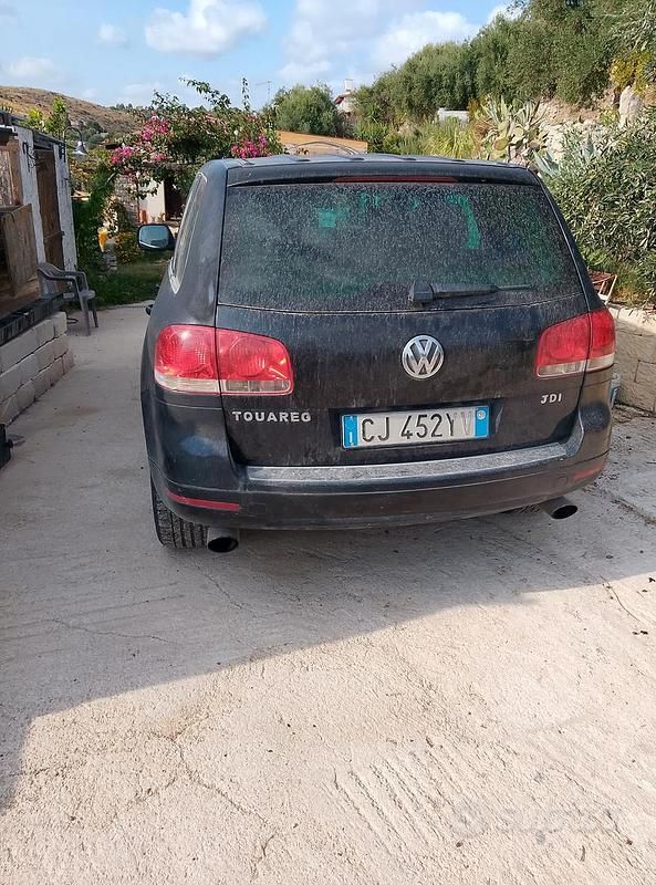 Usata VW Touareg R 174 CV (127 kW) 2024 Nero SUV