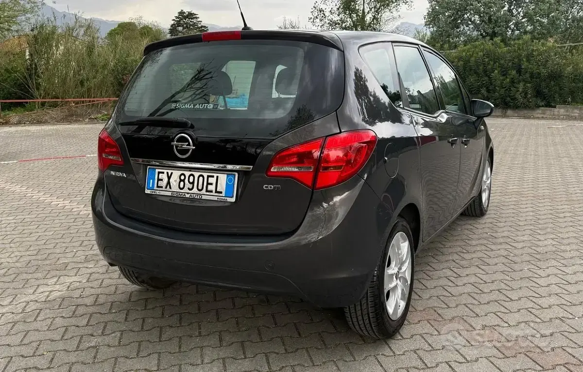Usata Opel Meriva Cosmo 110 CV (80 kW) 2014 Grigio Monovolume