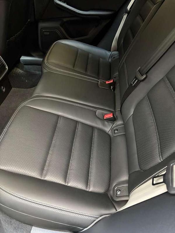 Usata Porsche Macan 441 CV (324 kW) 2024 Grigio SUV