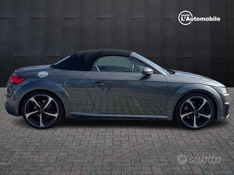 Usata Audi TT Roadster Ambiente 197 CV (144 kW) 2019 Grigio Cabrio