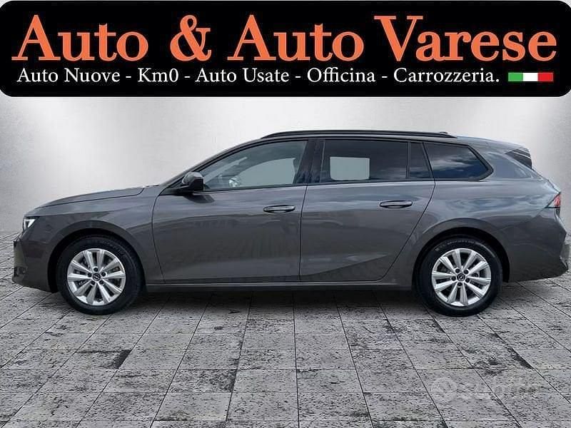Usata Opel Astra Elegance 131 CV (96 kW) 2024 Grigio Station wagon