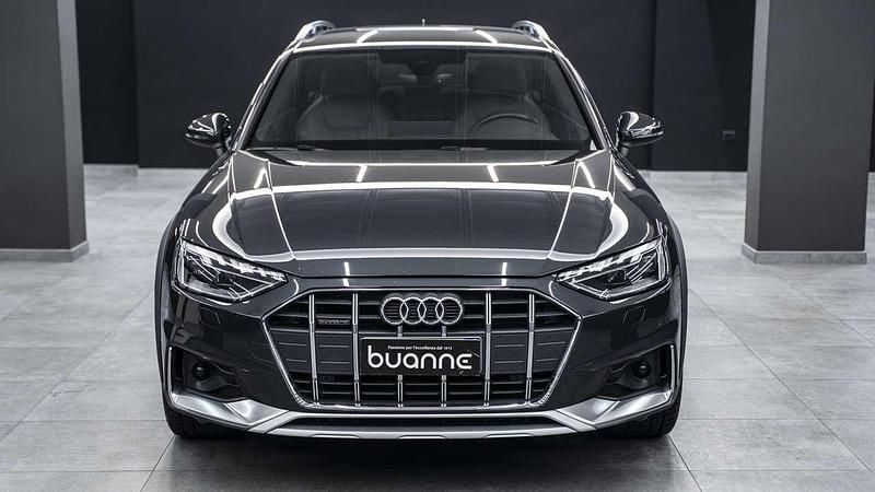 Usata Audi A4 Allroad Ambiente 204 CV (150 kW) 2023 Grigio scuro metall perlato Station wagon