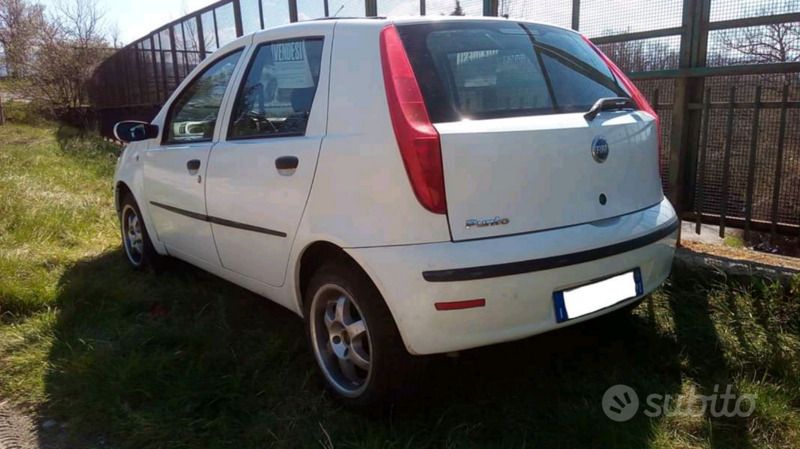 Usata Fiat Punto 2004 Bianco Utilitaria