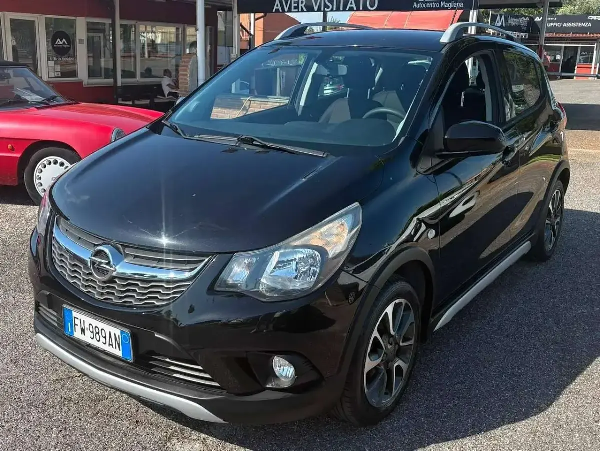 Usata Opel Karl Rocks S 73 CV (53 kW) 2019 Nero Utilitaria