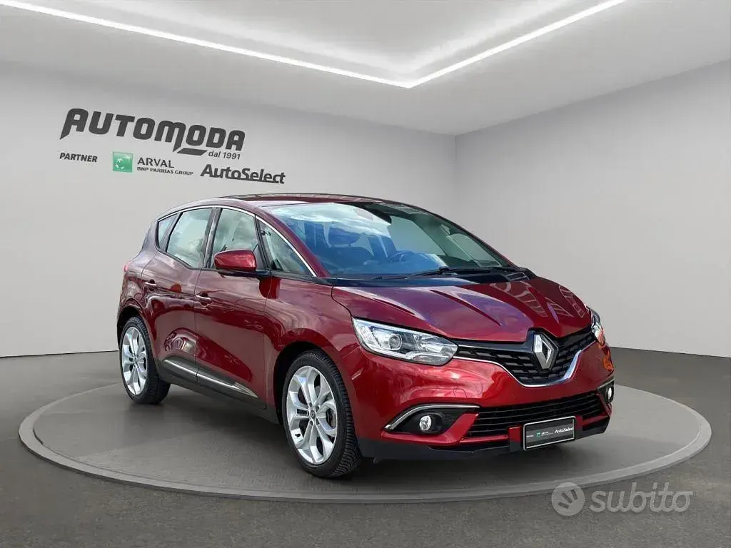 Usata Renault Scenic E-Tech Business 120 CV (88 kW) 2020 Rosso Monovolume