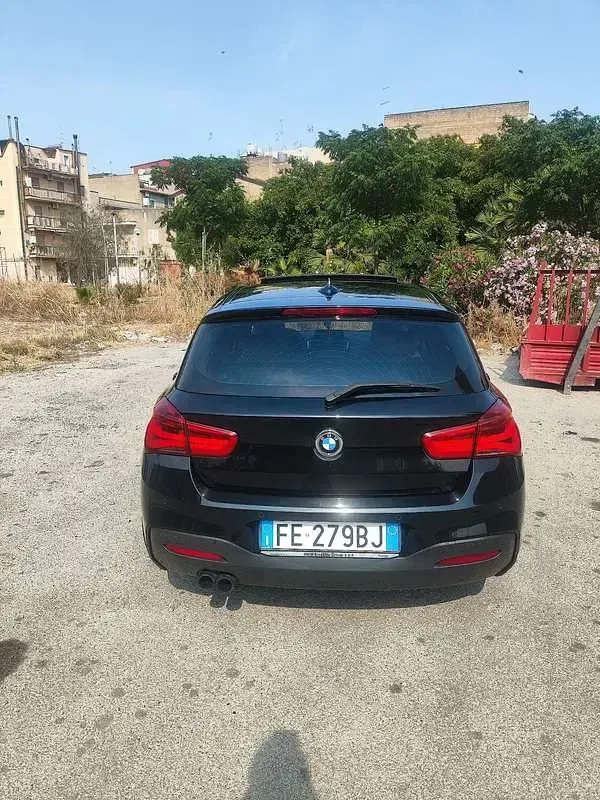 Usata BMW 125 Efficient Dynamics 224 CV (164 kW) 2016 Nero Utilitaria