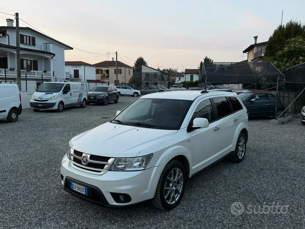 Usata Fiat Freemont Lounge 170 CV (125 kW) 2014 SUV