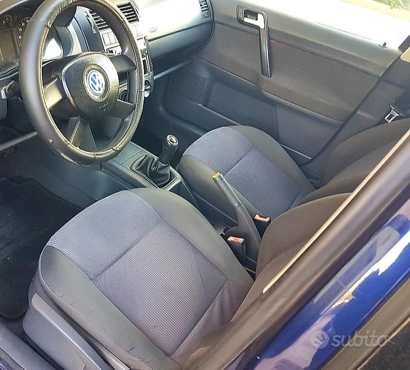 Usata VW Polo 2002 Blu Utilitaria