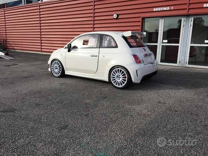 Usata Abarth 695 2014 Bianco Utilitaria