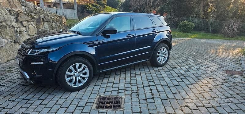 Usata Land Rover Range Rover evoque Pure 179 CV (131 kW) 2017 Blu SUV