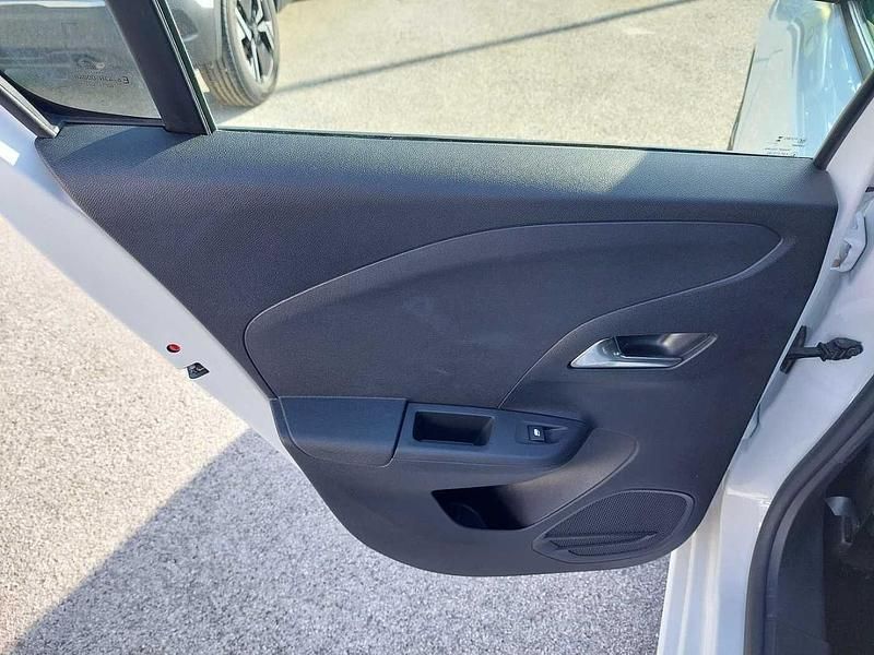 Usata Opel Corsa 101 CV (74 kW) 2025 Bianco Utilitaria