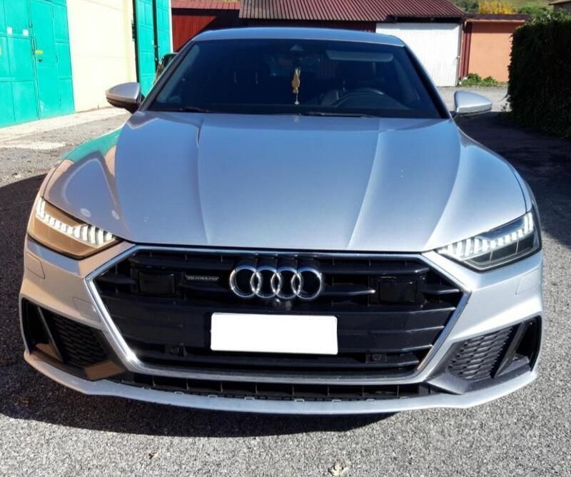 Grigio Usata 2018 Audi A7 S-Line Due volumi | 32.000 € (Buon prezzo) - Immagine 1/4