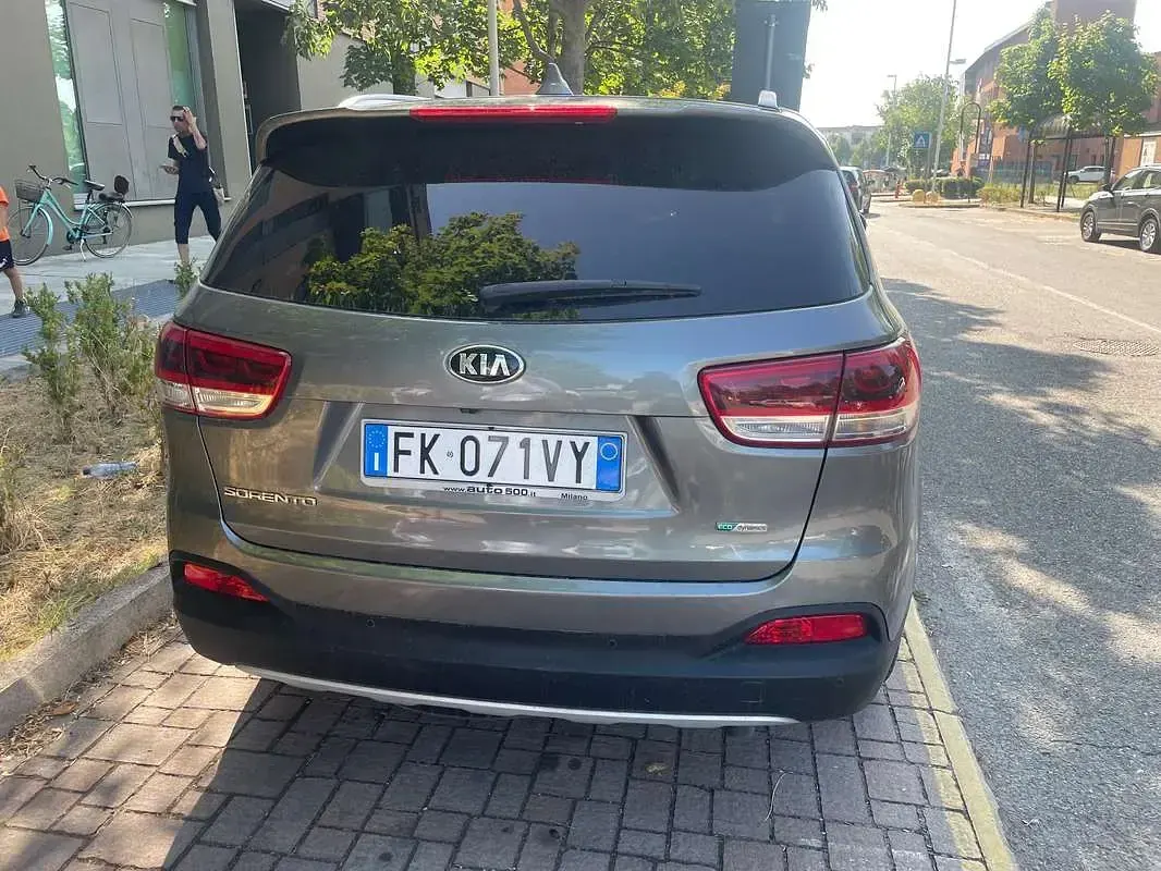 Usata Kia Sorento 200 CV (147 kW) 2017 Argento SUV
