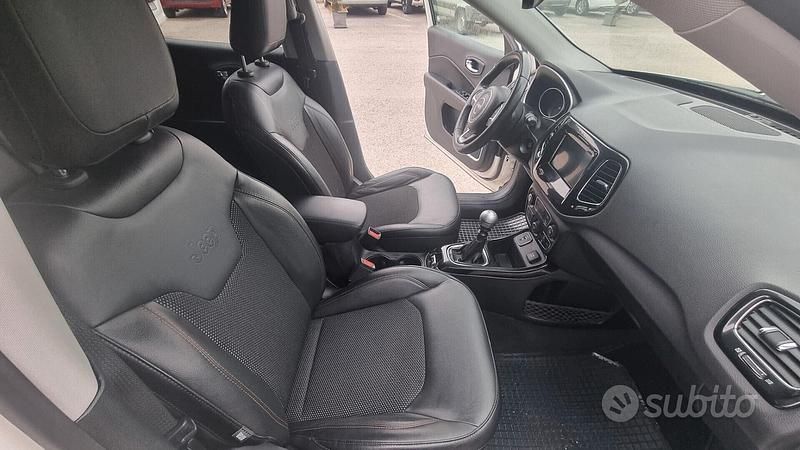 Usata Jeep Compass Limited 120 CV (88 kW) 2018 Bianco SUV