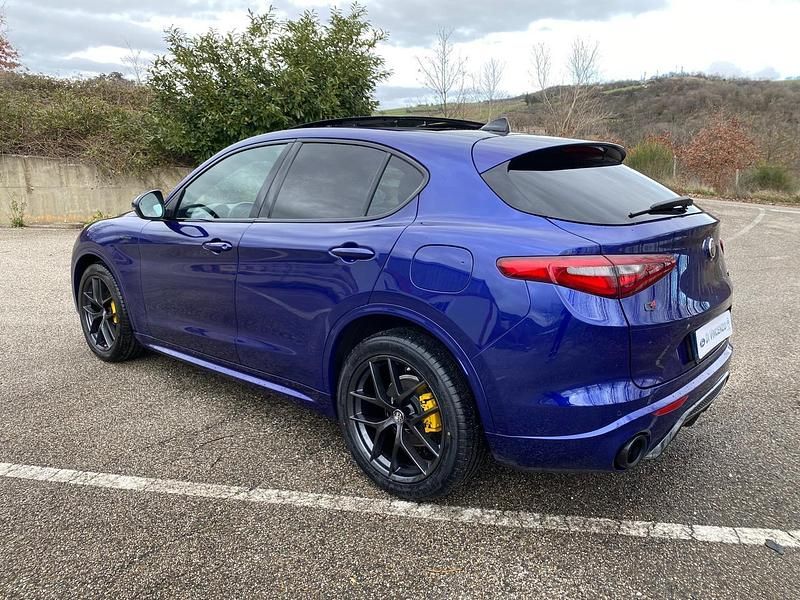 Usata Alfa Romeo Stelvio Veloce 210 CV (154 kW) 2020 Blu SUV