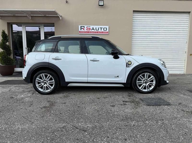 Usata Mini Cooper S Countryman Hype 136 CV (100 kW) 2018 Bianco SUV