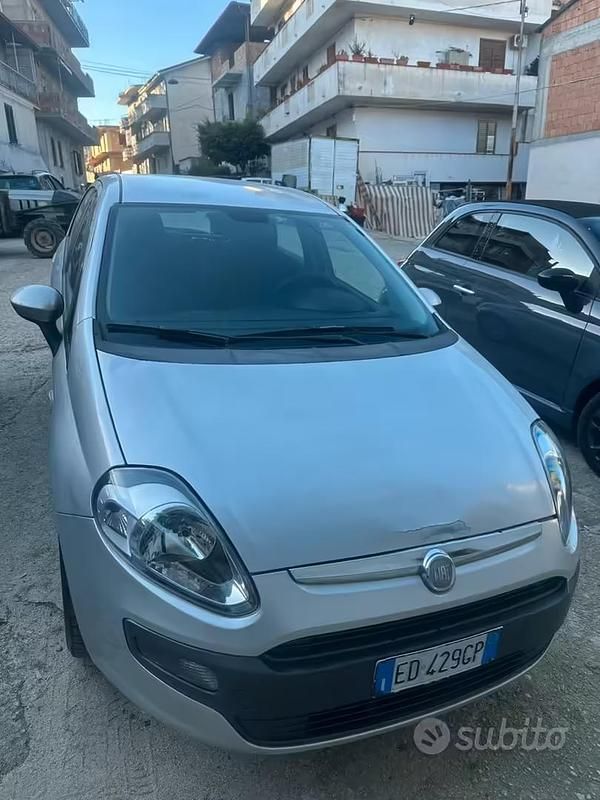 Usata Fiat Grande Punto 2010 Grigio Utilitaria