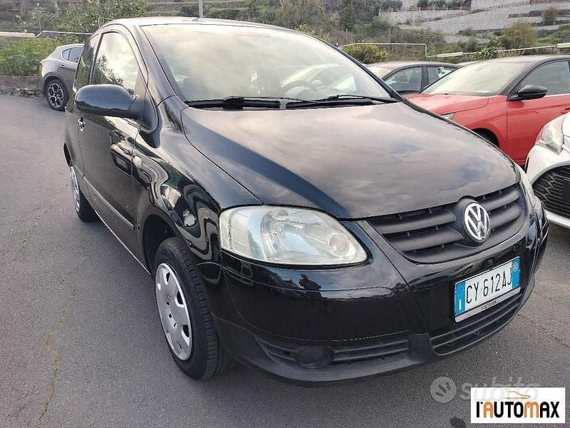 Usata VW Fox 70 CV (51 kW) 2005 Nero Utilitaria