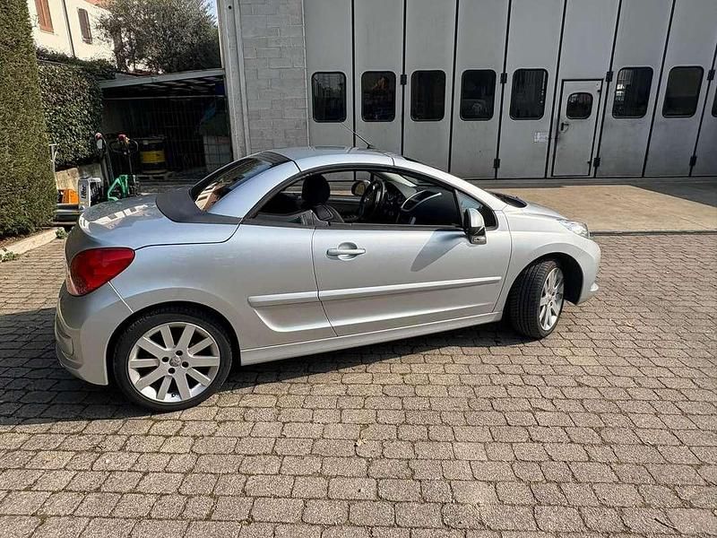 Gebraucht Peugeot 207 CC 150 PS (110 kW) 2008 Cabrio