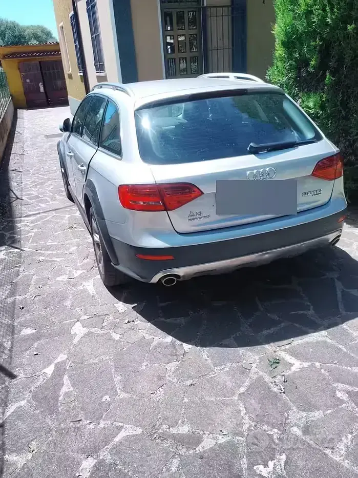 Usata Audi A4 Allroad 239 CV (175 kW) 2011 Grigio Station wagon