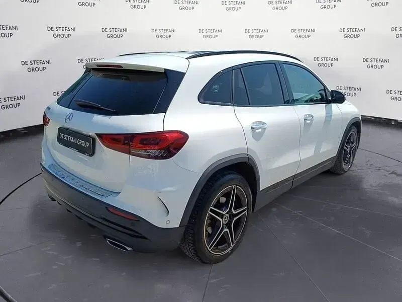 Usata Mercedes GLA180 Premium 136 CV (100 kW) 2021 Bianco polare SUV
