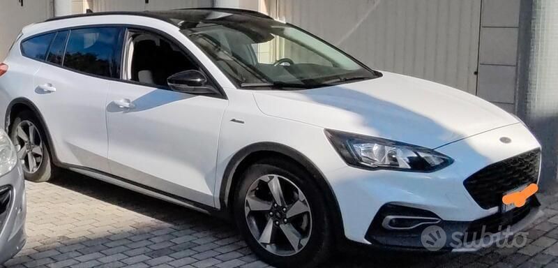 Usata Ford Focus 120 CV (88 kW) 2019 Bianco Station wagon