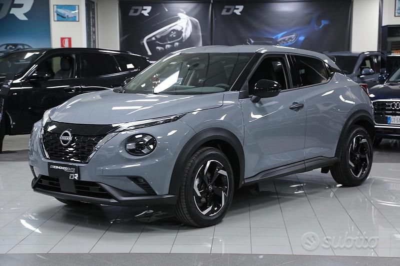 Dark metal grey Nuova 2025 Nissan Juke Acenta SUV | 25.500 € (Buon prezzo) - Immagine 1/4