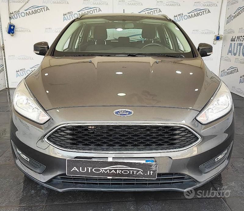 Usata Ford Focus Business Edition 121 CV (88 kW) 2018 Grigio Station wagon