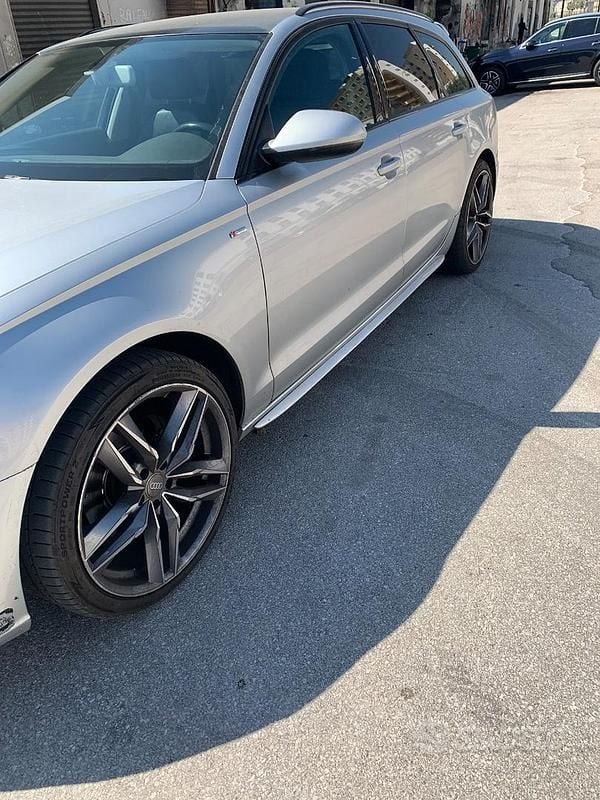 Usata Audi A6 S-Line 177 CV (130 kW) 2012 Grigio Station wagon