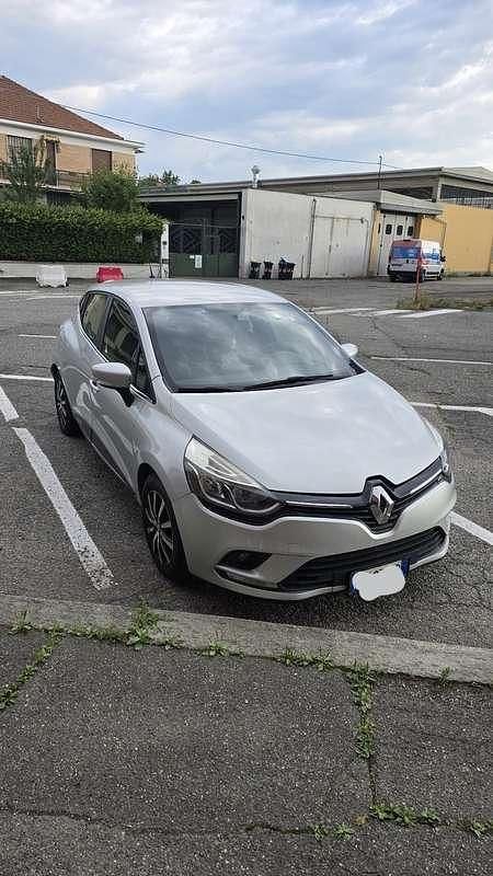 Usata Renault Clio IV Zen 75 CV (55 kW) 2017 Grigio Berlina