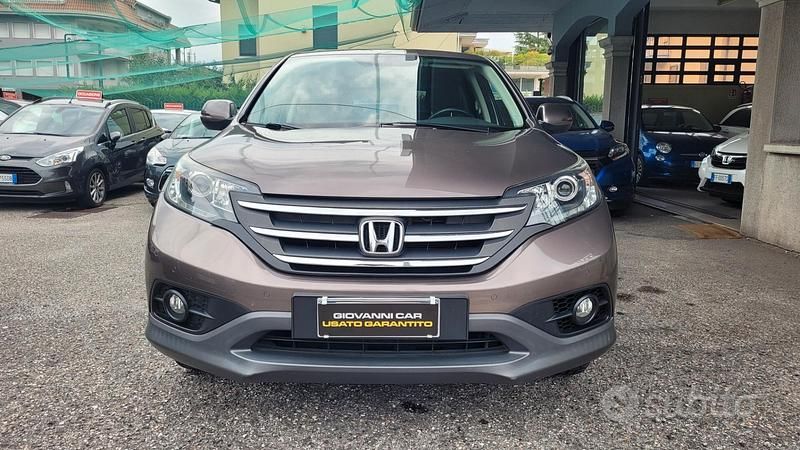 Grigio Usata 2014 Honda CR-V SUV | 12.300 € (Cara) - Immagine 1/4
