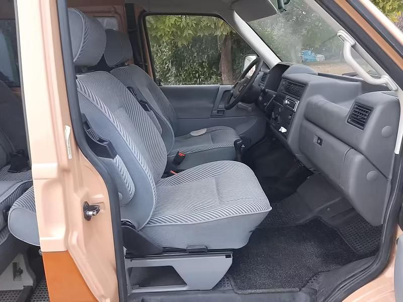 Usata VW T4 67 CV (49 kW) 1998 Marrone Furgone