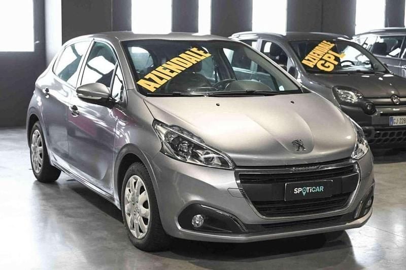 Usata Peugeot 208 Active 82 CV (60 kW) 2019 Grigio Utilitaria