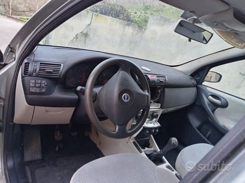Usata Fiat Stilo 2004 Grigio Berlina