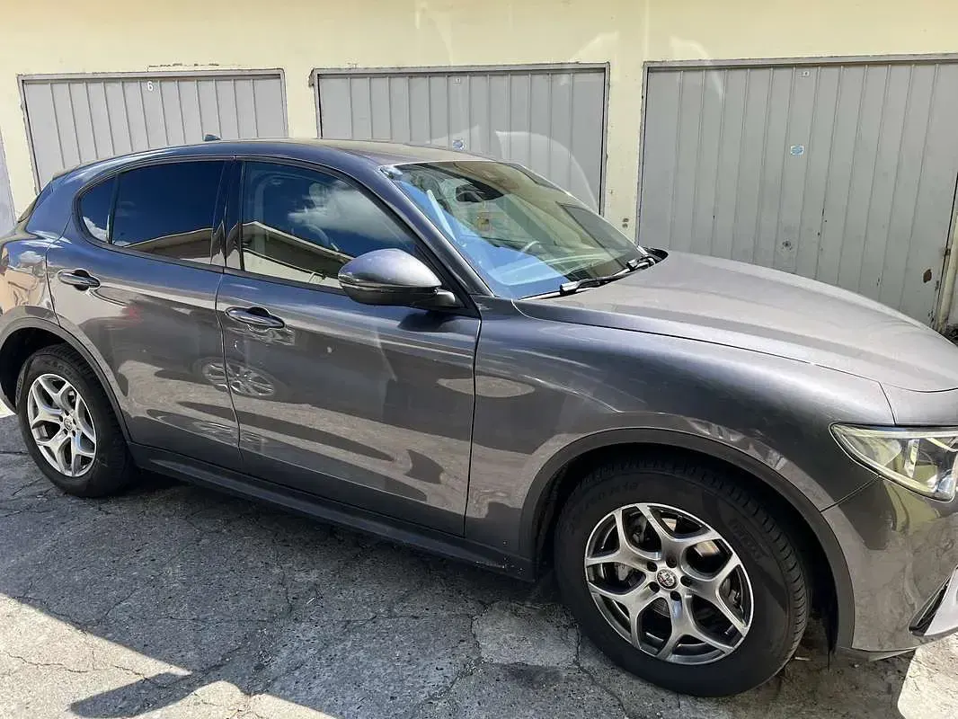 Usata Alfa Romeo Stelvio Ti 190 CV (139 kW) 2021 SUV